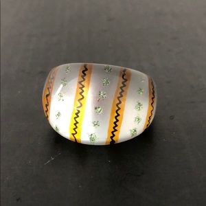 1980’s RING ACRYLIC LUCITE MODERN DESIGN